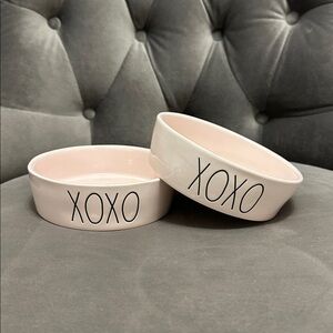 Rae Dunn Ceramic Pink XOXO Pet Bowls